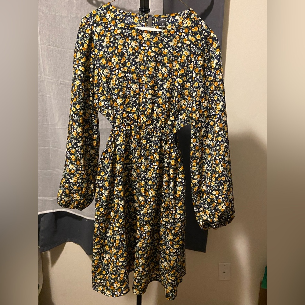 SHEIN Black and Yellow Floral Dress